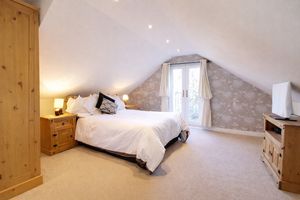 Photo 26- click for photo gallery